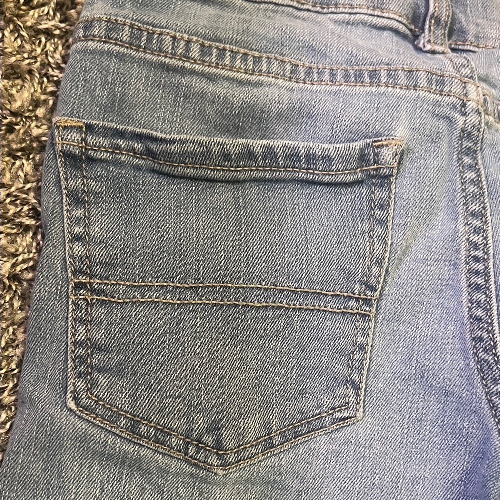 Children’s Place Boys Straight Jeans Size 8 – Light Wash Denim - Picture 4 of 7